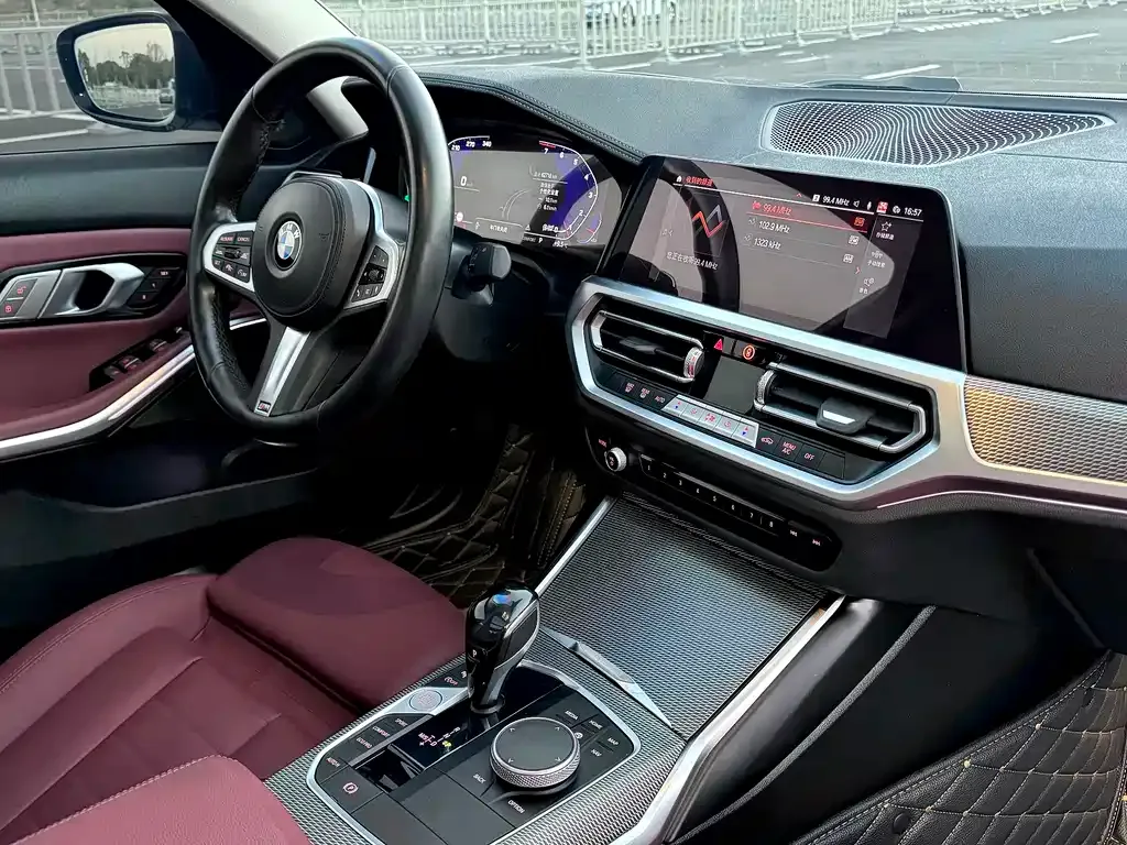 BMW 3 Series 2021 из CN, фото 9