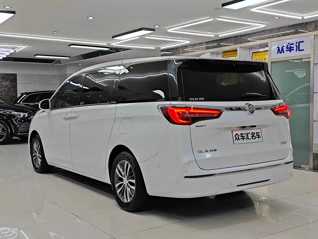 Buick GL8 2021 из CN, фото 7
