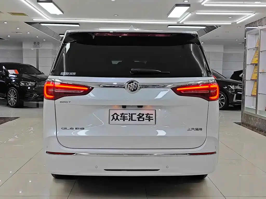 Buick GL8 2021 из CN, фото 8