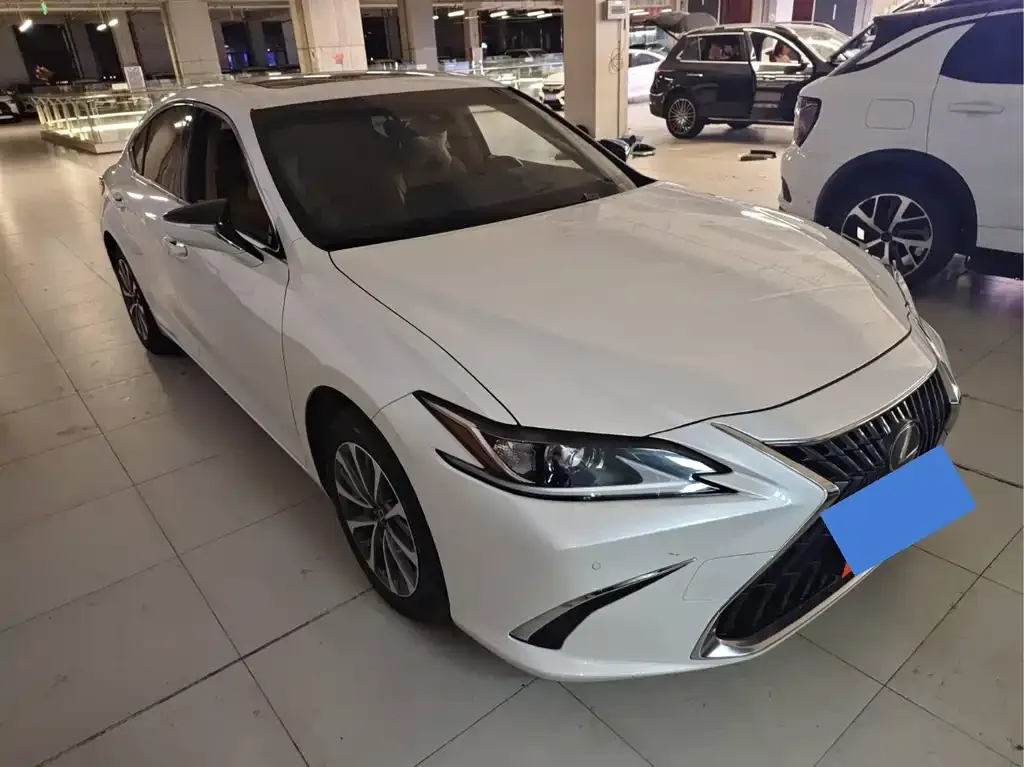 Lexus ES 2024 из CN, фото 5