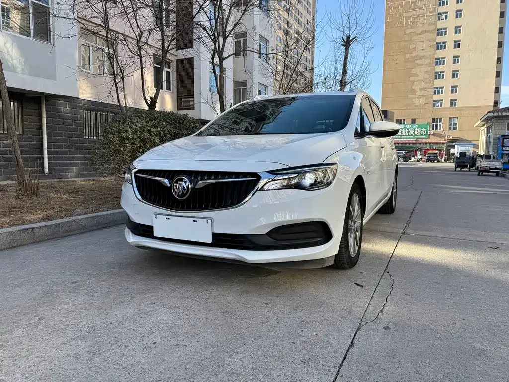 Buick GL6 2023 из CN, фото 1