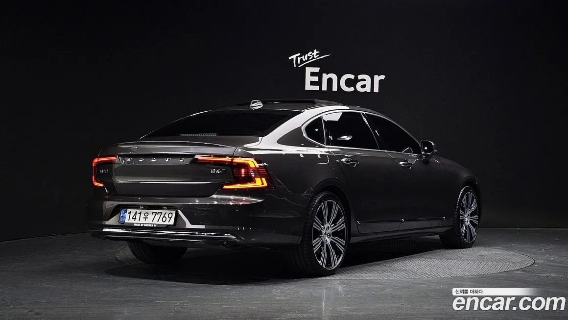 Volvo S90 — фото 4
