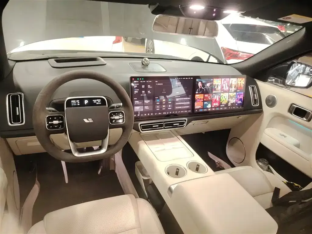 Li Auto L8 2024 из CN, фото 4