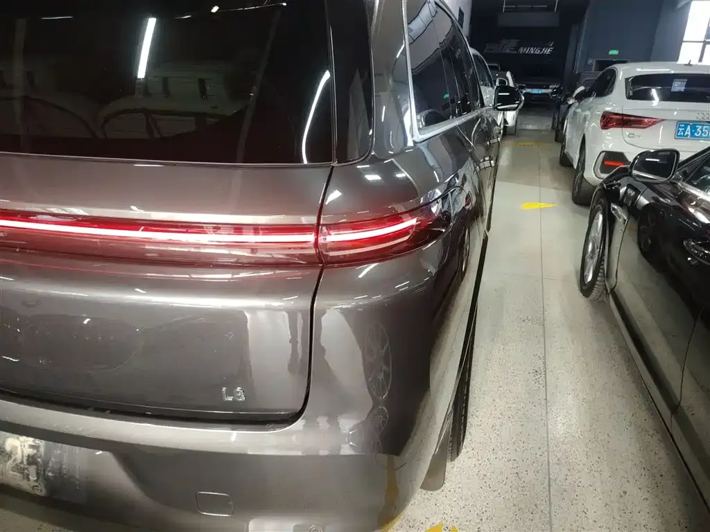 Li Auto L8 2024 из CN, фото 7