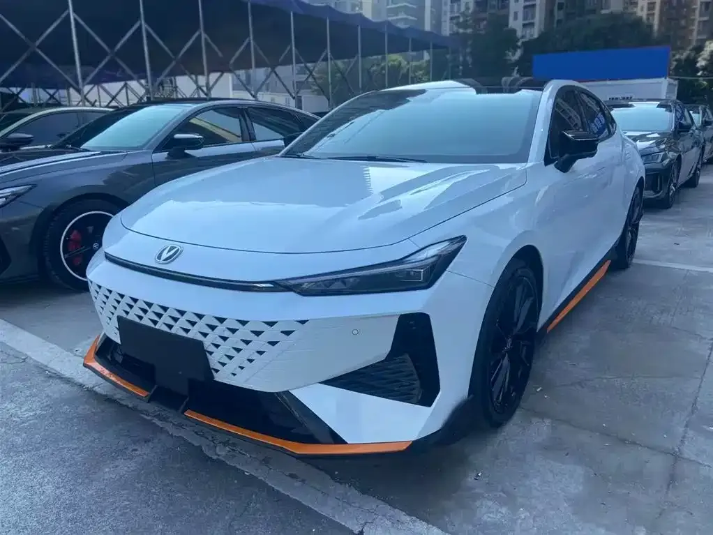 Changan UNI-V 2024 из CN, фото 1