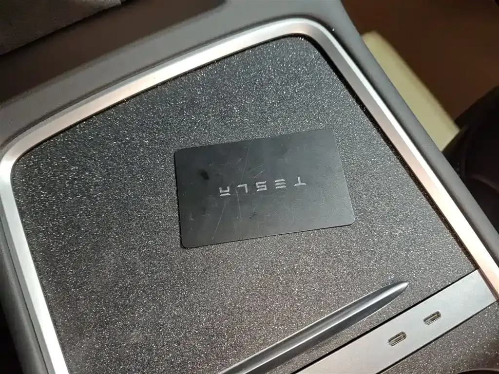 Tesla Model Y 2023 из CN, фото 10