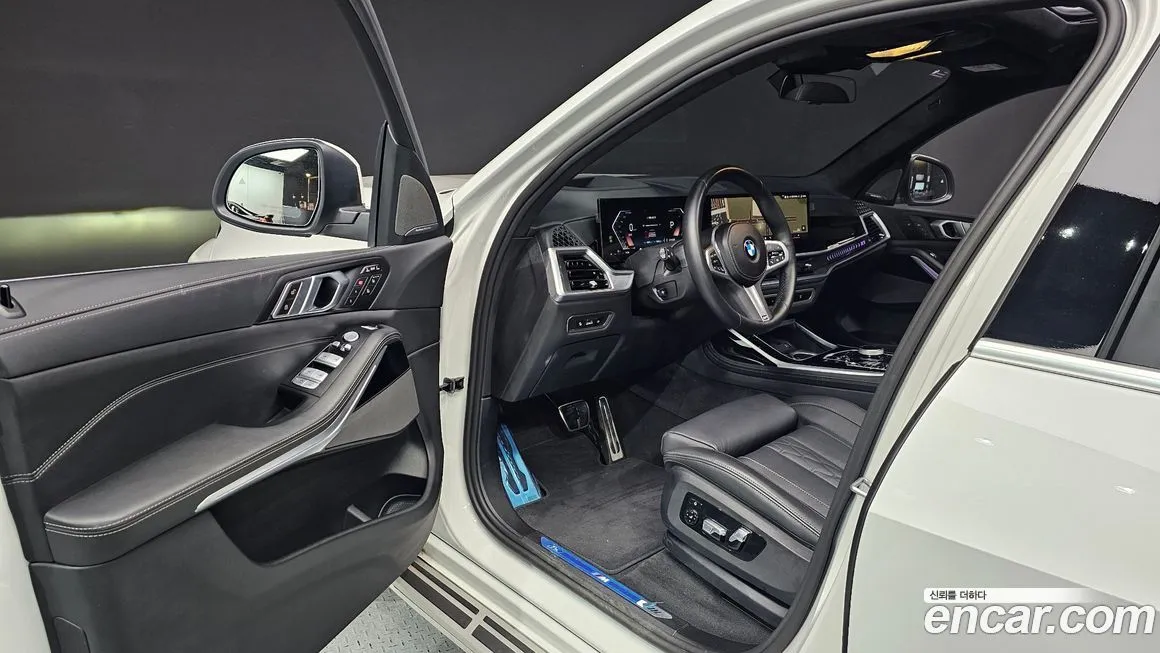 BMW X7 2024 из KR, фото 10
