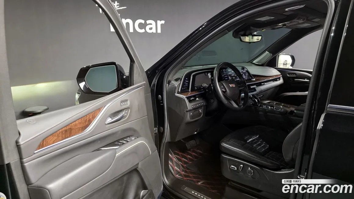 Cadillac Escalade 2022 из KR, фото 10