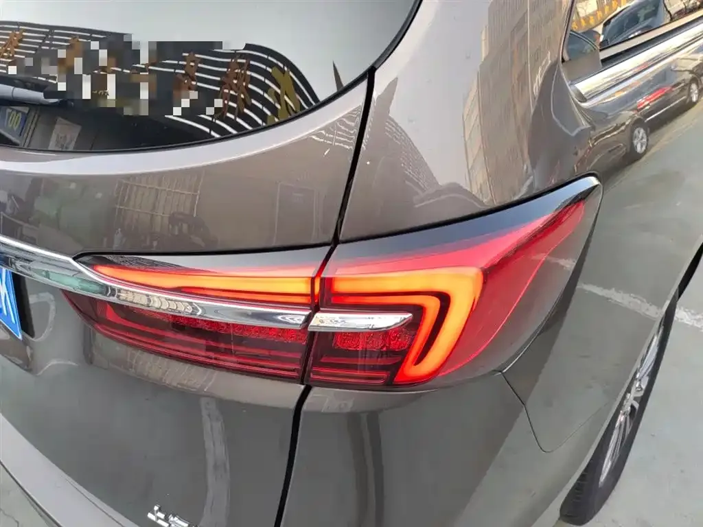 Buick GL8 2023 из CN, фото 8