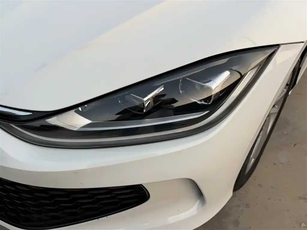 Mazda 3 Axela 2023 из CN, фото 3
