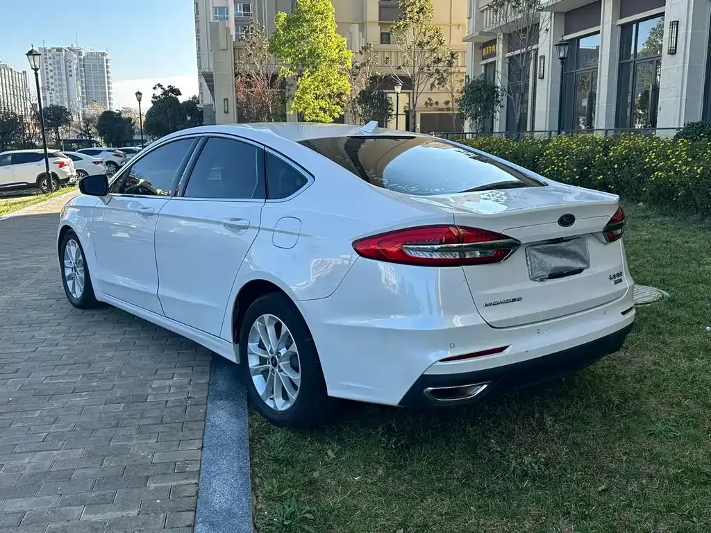 Ford Mondeo 2021 из CN, фото 4