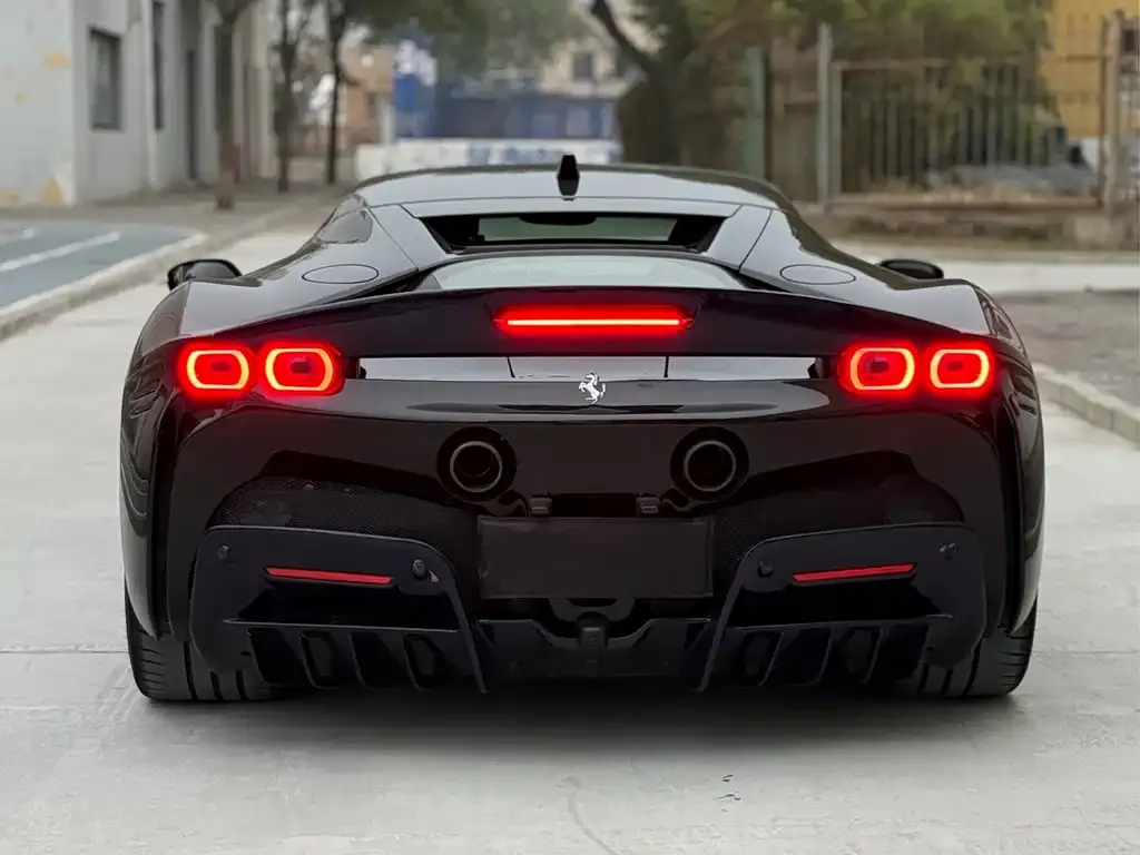 Ferrari SF90 — фото 4