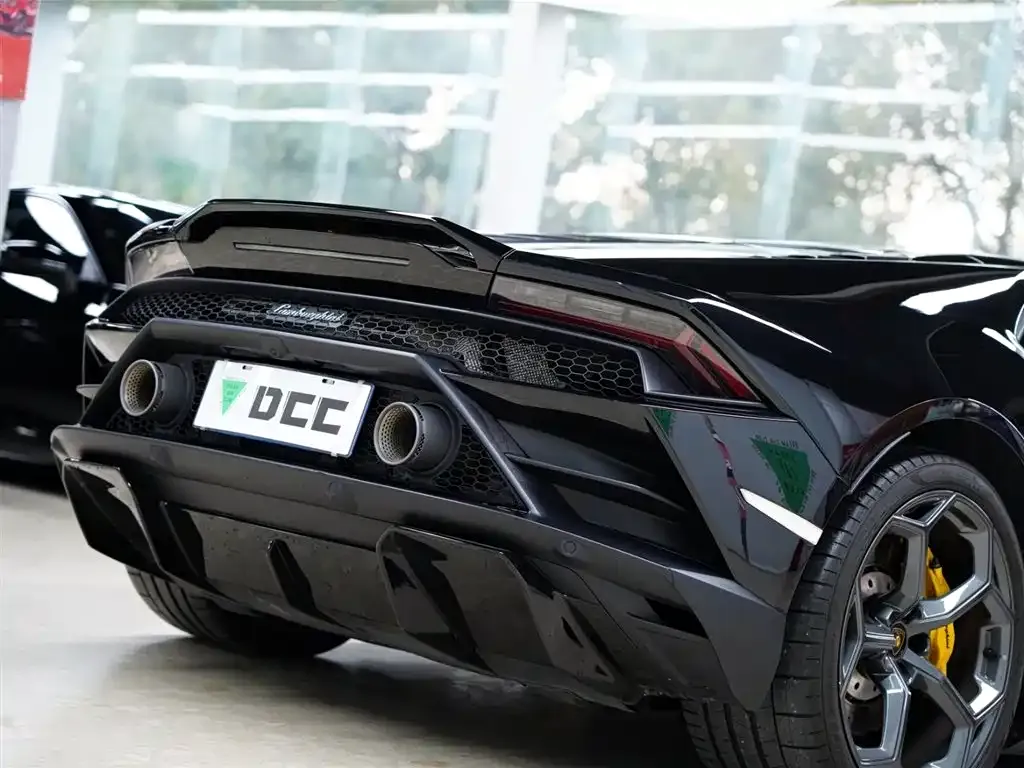Lamborghini Huracan 2023 из CN, фото 9