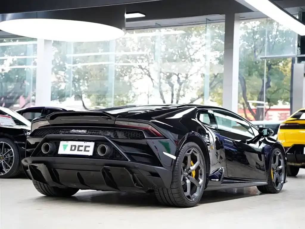 Lamborghini Huracan 2023 из CN, фото 7