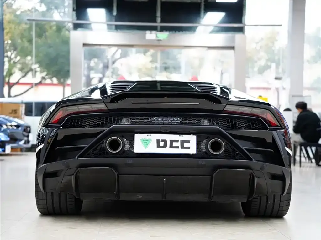 Lamborghini Huracan 2023 из CN, фото 8