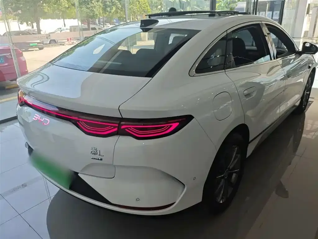 BYD Qin L 2025 из CN, фото 7