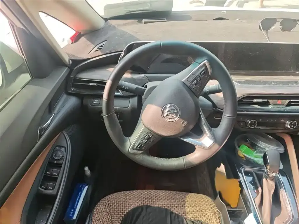 Buick GL6 2022 из CN, фото 3