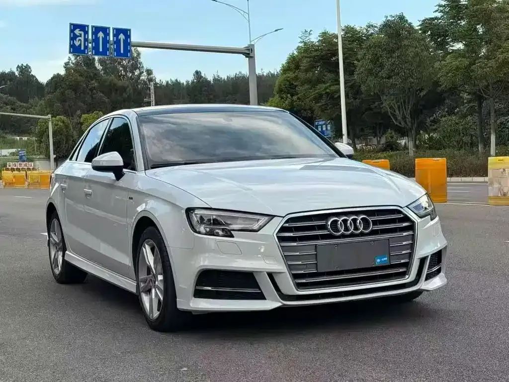 Audi A3 2021 из CN, фото 6