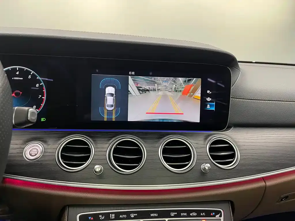 Mercedes-Benz E-Class 2023 из CN, фото 5