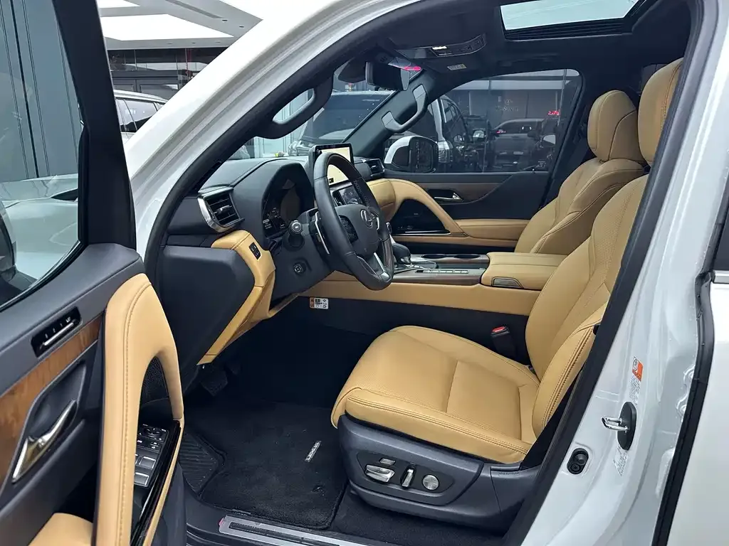 Lexus LX 2025 из CN, фото 9