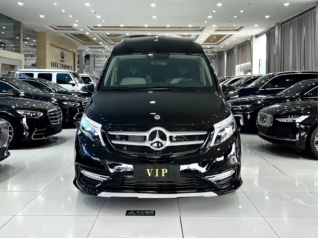 Mercedes-Benz V-Class — фото 3