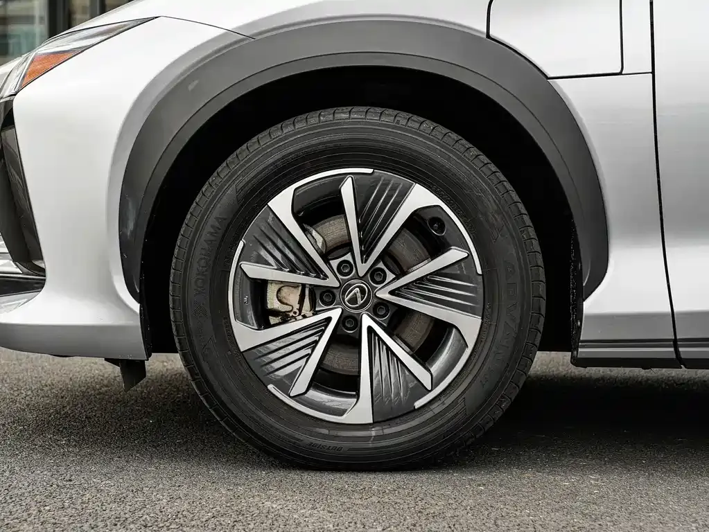 Lexus RZ 2023 из CN, фото 8