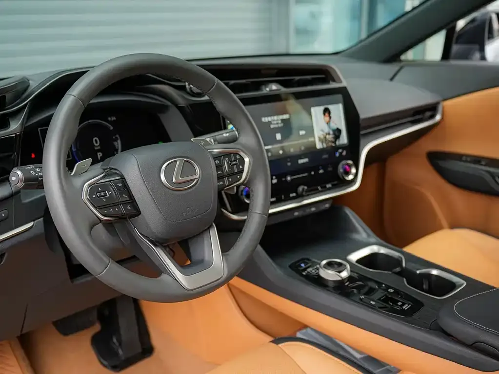 Lexus RZ 2023 из CN, фото 9