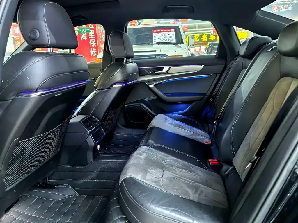 Audi A6L 2022 из CN, фото 3