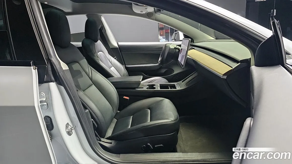 Tesla Model 3 2021 из KR, фото 10