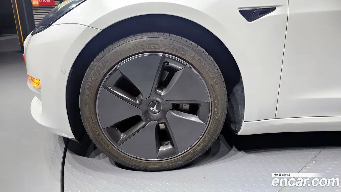 Tesla Model 3 2021 из KR, фото 6