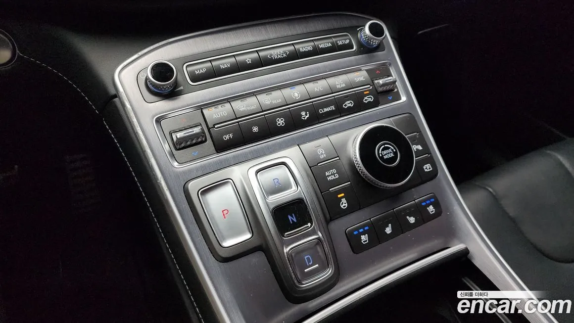 Hyundai Santafe — фото 9