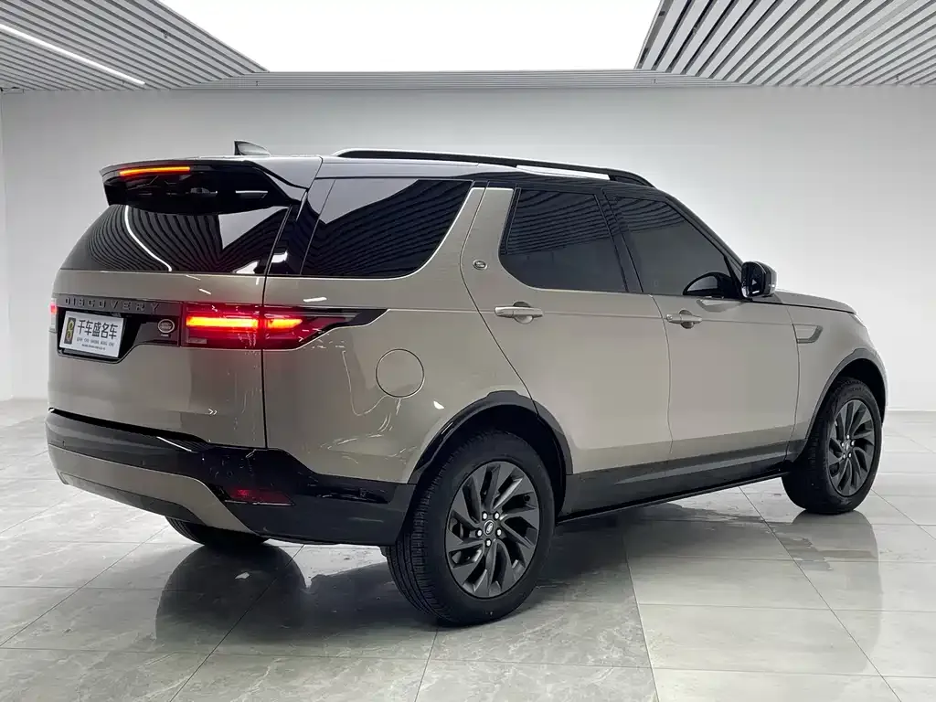 Land Rover Discovery 2023 из CN, фото 8
