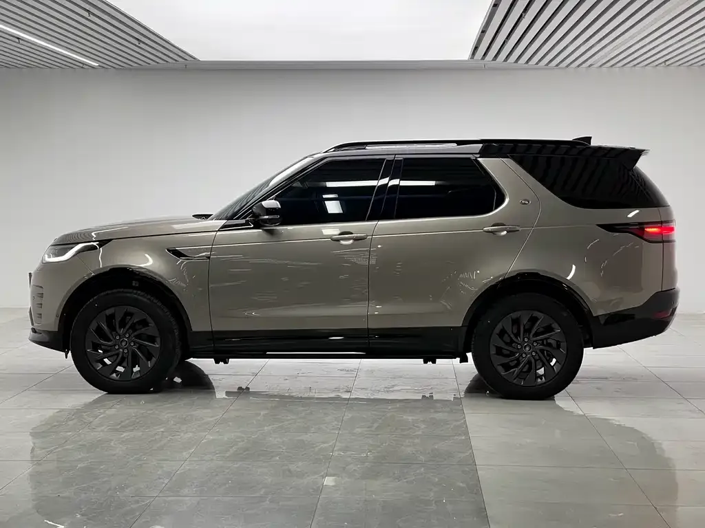 Land Rover Discovery 2023 из CN, фото 4