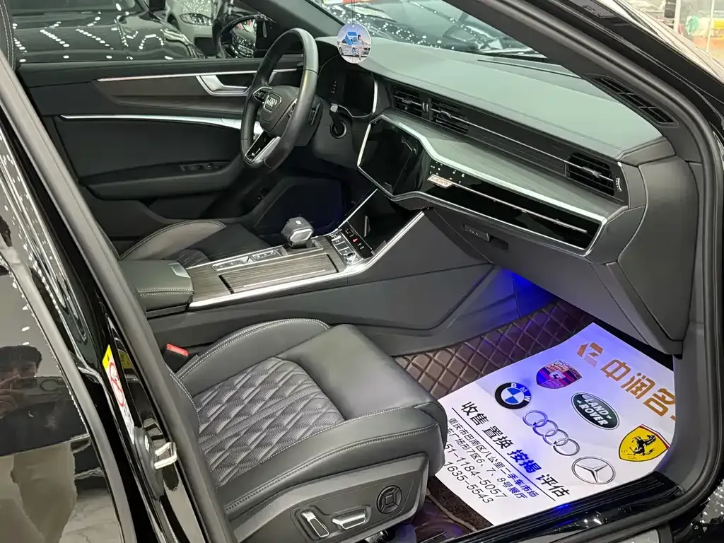 Audi A6L 2025 из CN, фото 4