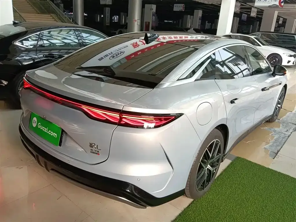 BYD Han L 2025 из CN, фото 8