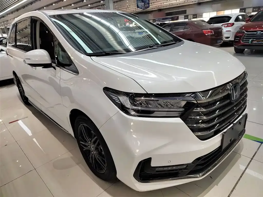 Honda Odyssey 2022 из CN, фото 2
