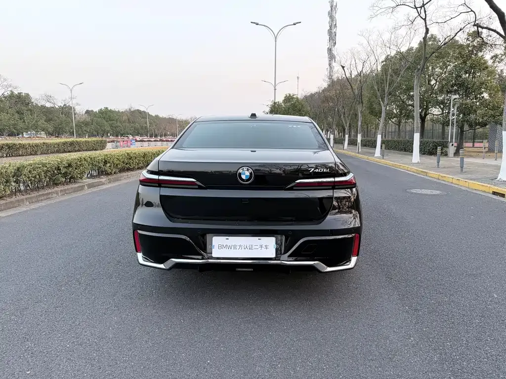 BMW 7 Series 2025 из CN, фото 5