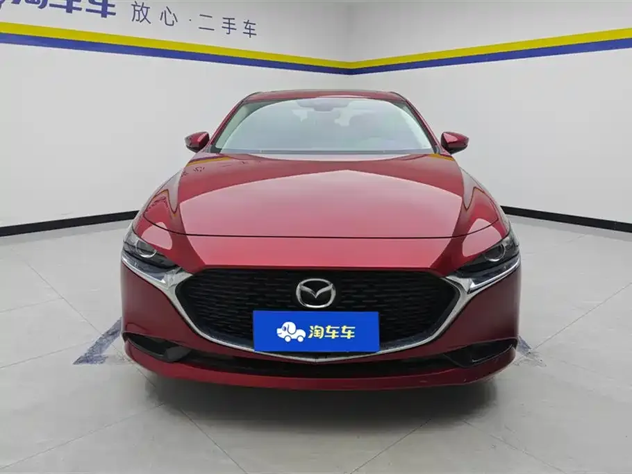 Mazda 3 Axela 2023 из CN, фото 2