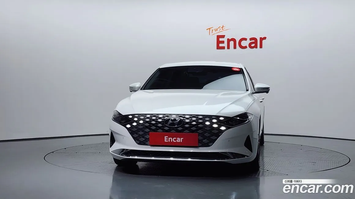 Hyundai Grandeur 2022 из KR, фото 2