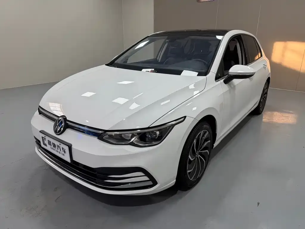 Volkswagen Golf 2021 из CN, фото 1