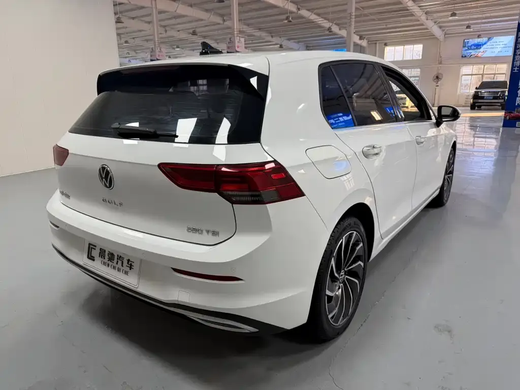 Volkswagen Golf 2021 из CN, фото 3