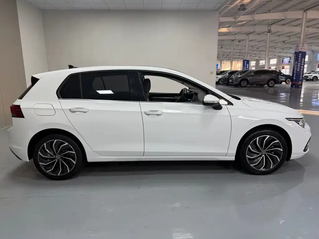 Volkswagen Golf 2021 из CN, фото 6