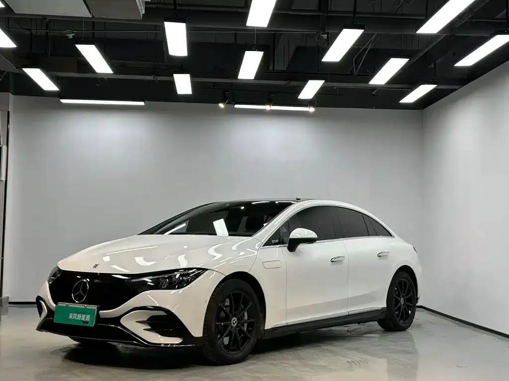 Mercedes-Benz EQE 2023 из CN, фото 3