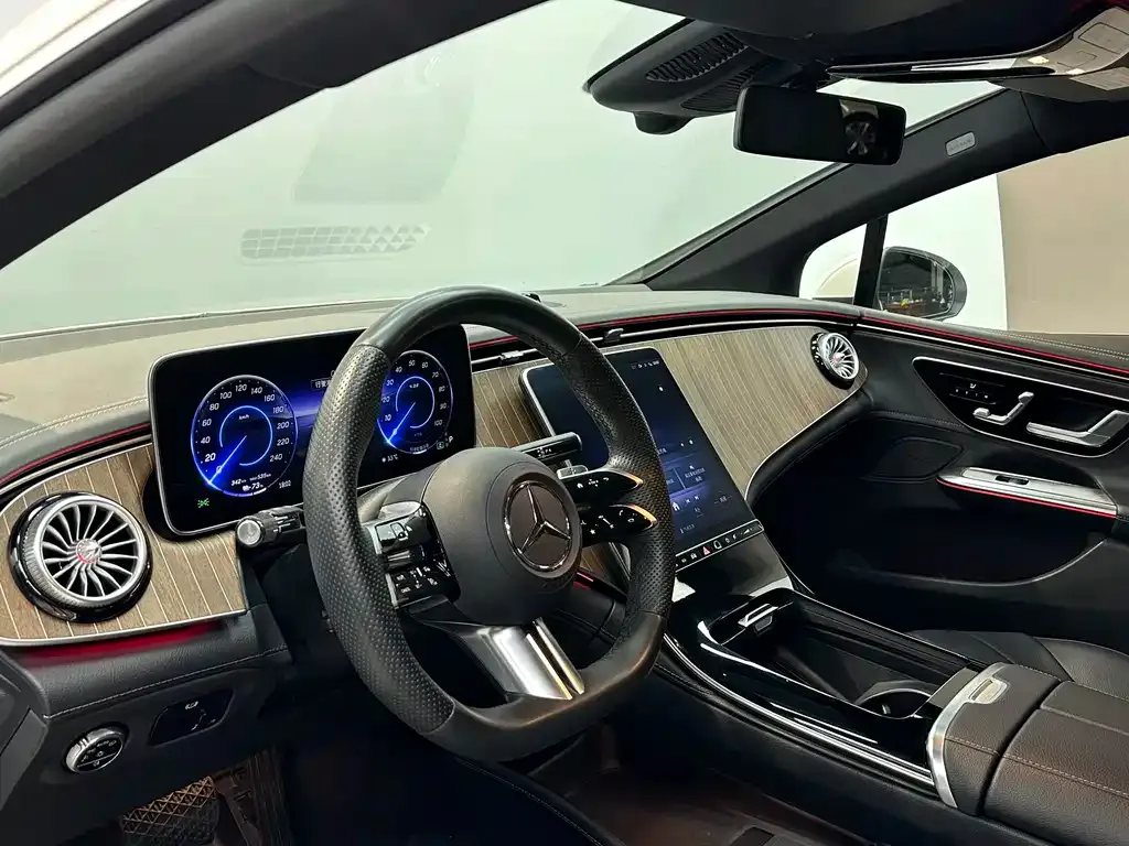 Mercedes-Benz EQE 2023 из CN, фото 10