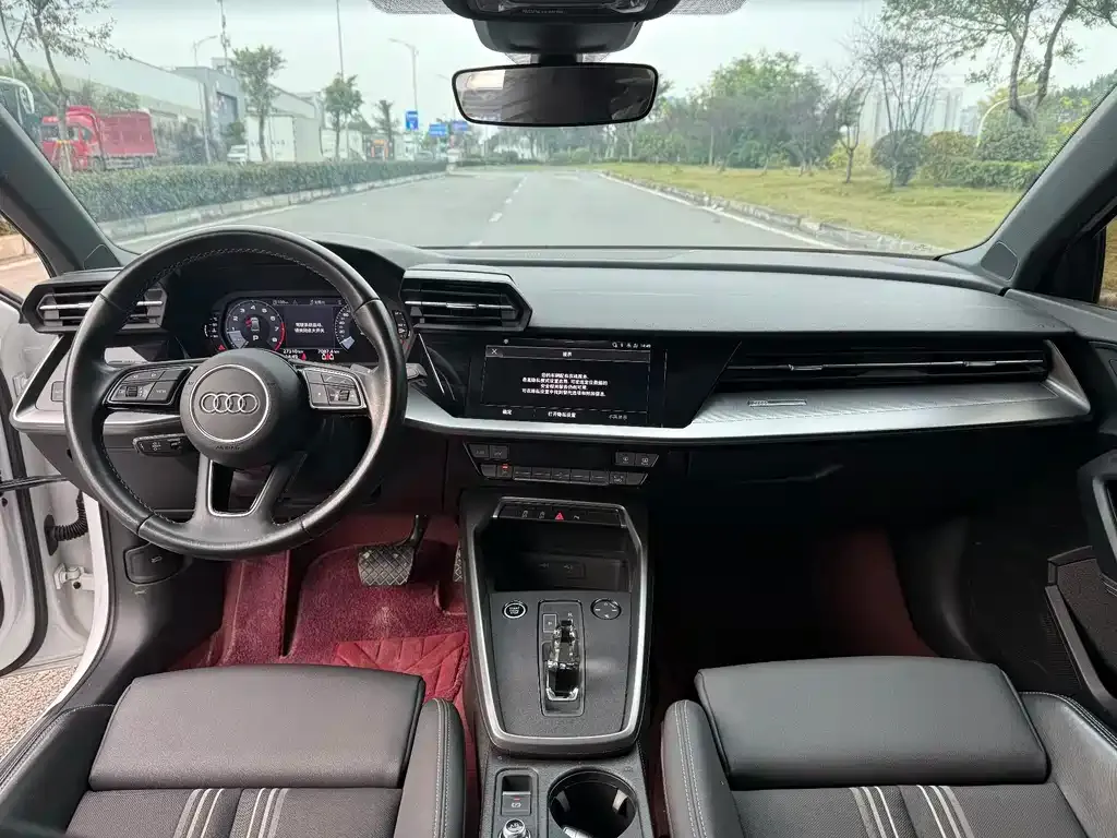 Audi A3 2024 из CN, фото 7