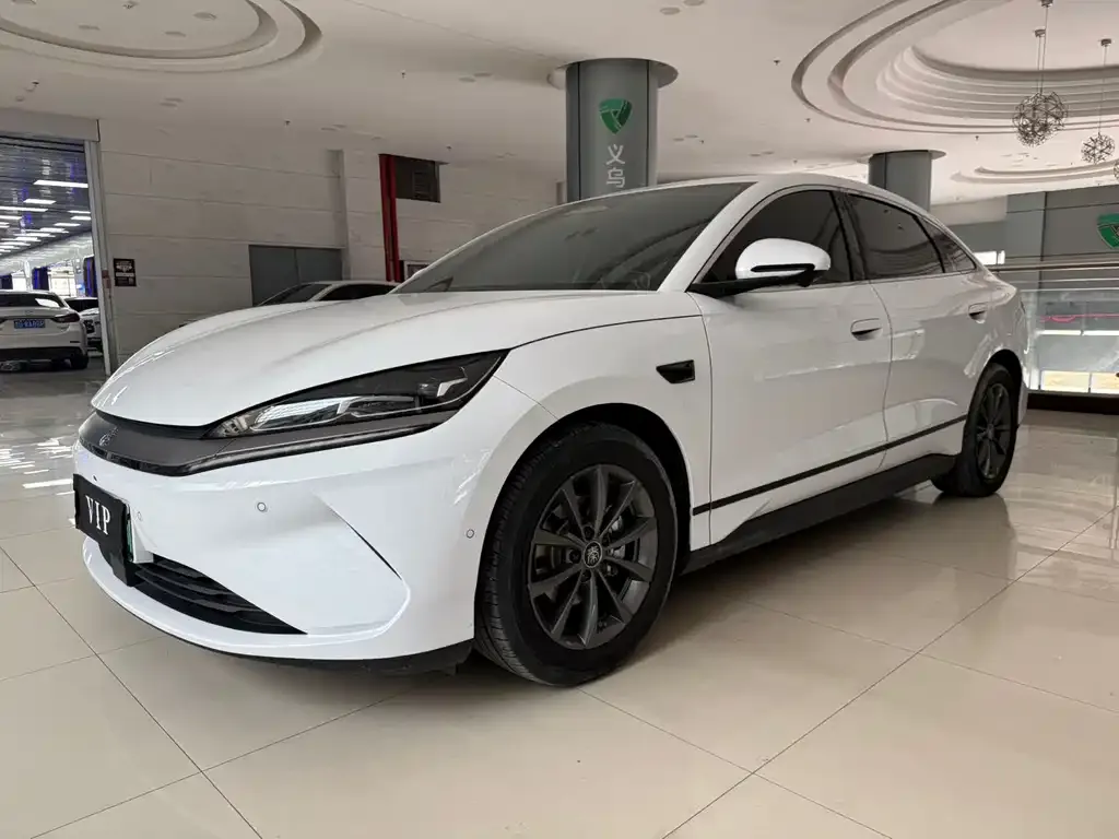 BYD Qin L — фото 2
