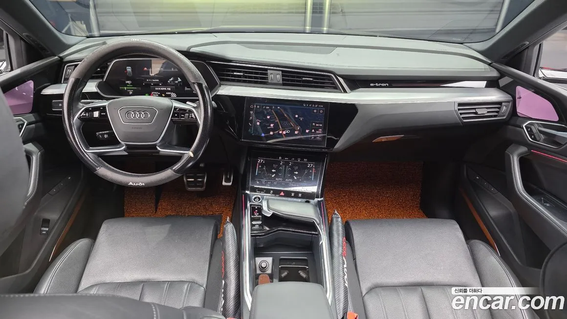 Audi e-tron 2022 из KR, фото 6