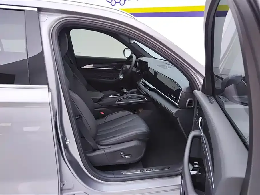 Geely Xingyue L 2025 из CN, фото 8