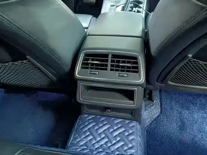 Audi A7 2021 из CN, фото 7