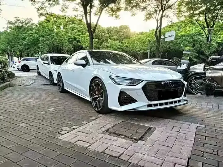 Audi A7 2021 из CN, фото 10